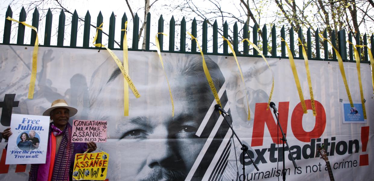 Τζούλιαν Ασάνζ: Προσφεύγει στο Ευρωπαϊκό Δικαστήριο κατά της έκδοσής του στις ΗΠΑ