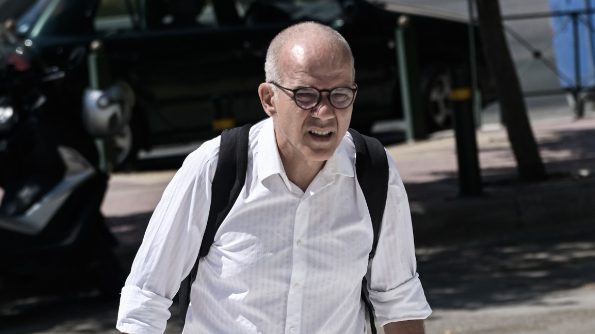 Αποκάλυψη-σοκ από Euractiv για τις παρακολουθήσεις: Η ΑΔΑΕ διαπίστωσε επίσημα την παρακολούθηση Κύρτσου –…