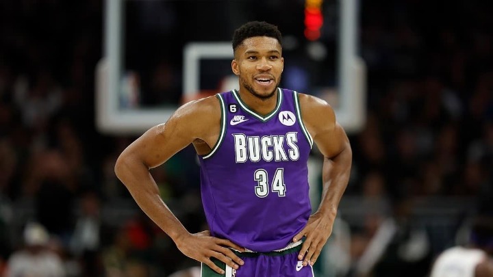 Αντετοκούνμπο: «Είμαι ενθουσιασμένος για το τι μας επιφυλάσσει το μέλλον»