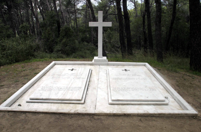 Αποφάσεις διυπουργικής: Όλα λάθος! – Είναι νόμιμη η ταφή εκτός νεκροταφείων;