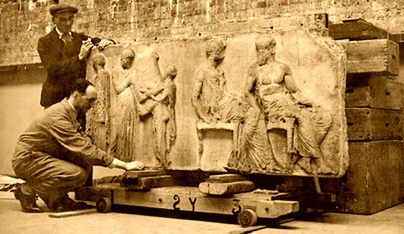 Εθνική μειοδοσία η «επιστροφή» των Γλυπτών ως δανεικά