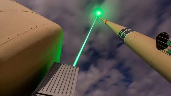 Ευρωπαίοι επιστήμονες μπόρεσαν να κατευθύνουν κεραυνούς χρησιμοποιώντας laser (vid)