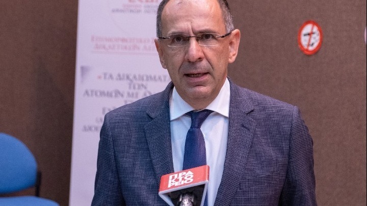 Γεραπετρίτης: Η χώρα ή θα πάει μπροστά ή θα μπει πάλι σε καθεστώς πειραματισμού