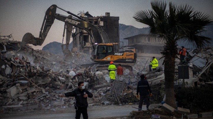 Τουρκία: Ο σεισμός πυροδότησε το μίσος κατά των Σύρων προσφύγων