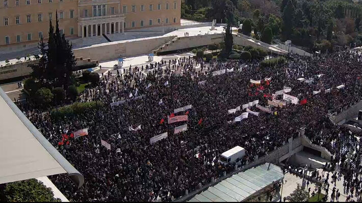 ΓΣΕΕ: Επίσημα γενική πανελλαδική απεργία στις 16 Μαρτίου για τα Τέμπη