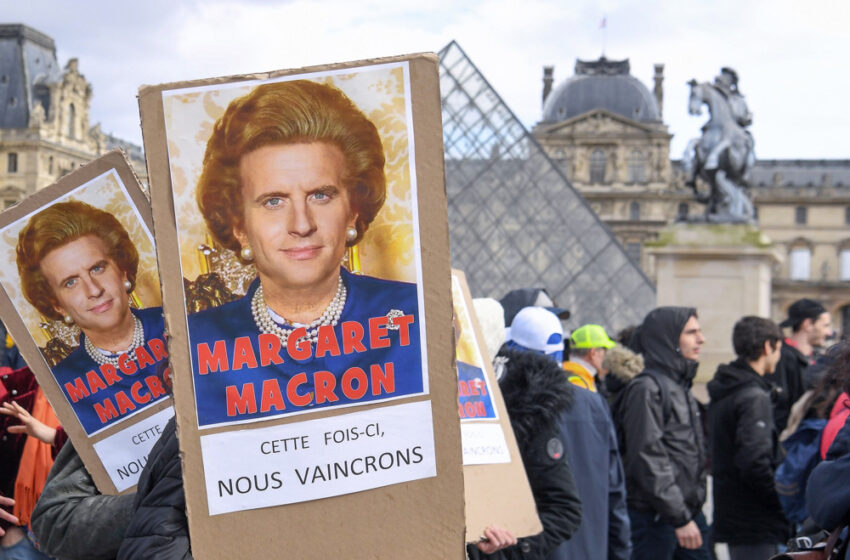 Μακρόν: Αντιμέτωπος με κοινωνική οργή μετά την πραξικοπηματική απόφαση για το συνταξιοδοτικό