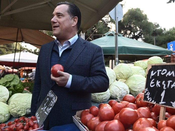 Αποκάλυψη: Ο Γεωργιάδης έκανε περιοδεία στον Κολωνό με πρώην χρυσαυγίτη – Είχε&hellip;