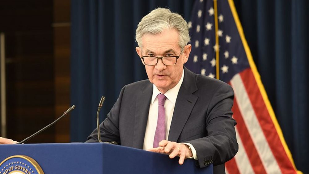 ΗΠΑ: Η Fed διατήρησε αμετάβλητα τα επιτόκια στο 4,25%-4,50%