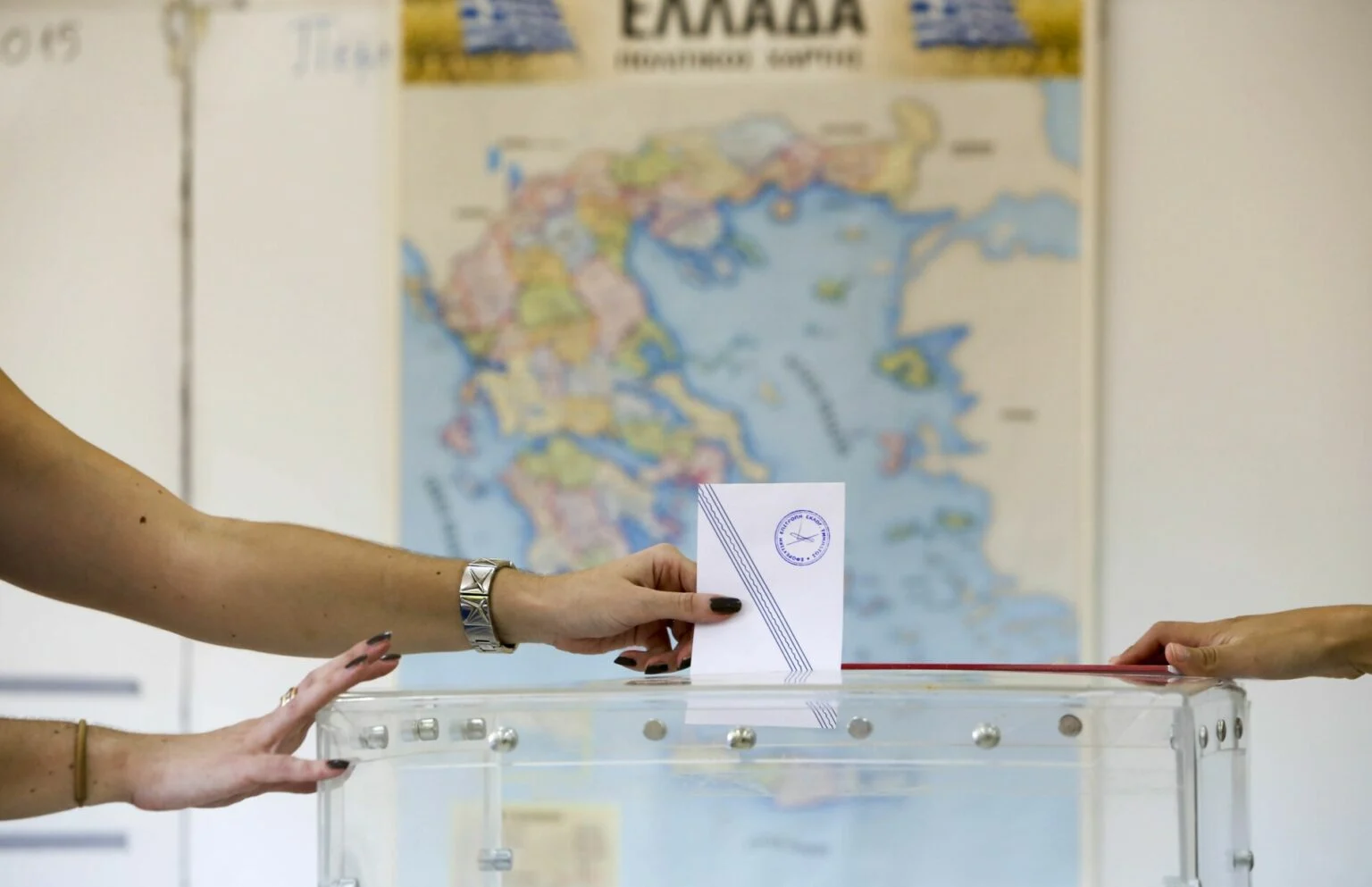 Κι όμως, λιώνει σαν παγωτό το καλοκαίρι