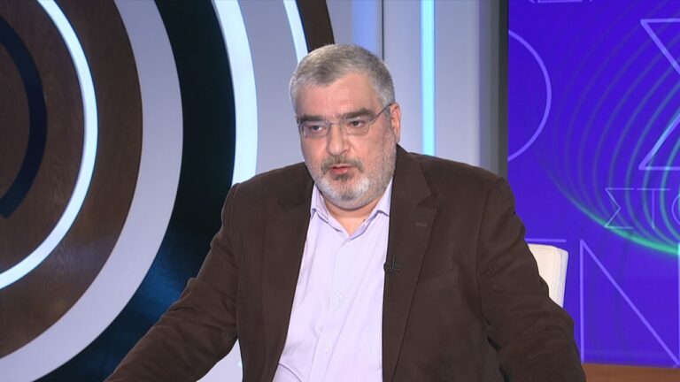 Π. Κουστένης: Η απλή αναλογική, τα σενάρια συνεργασίας και τα όρια αυτοδυναμίας 