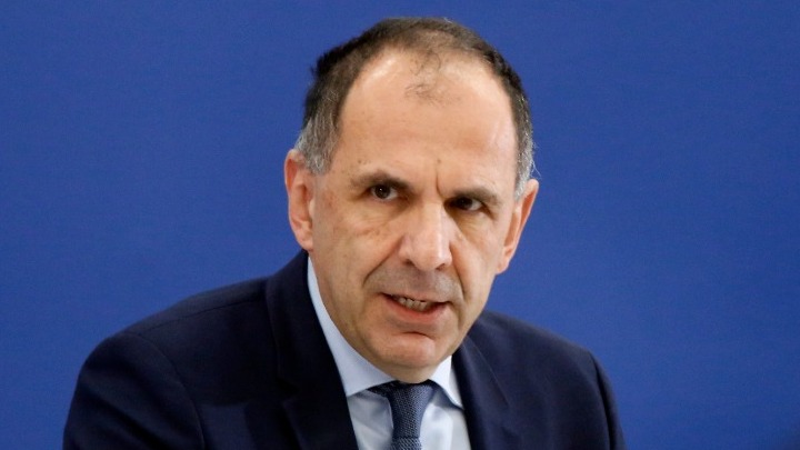 Τέμπη: Ο Γ. Γεραπετρίτης παρέλαβε το πόρισμα της Επιτροπής Εμπειρογνωμόνων
