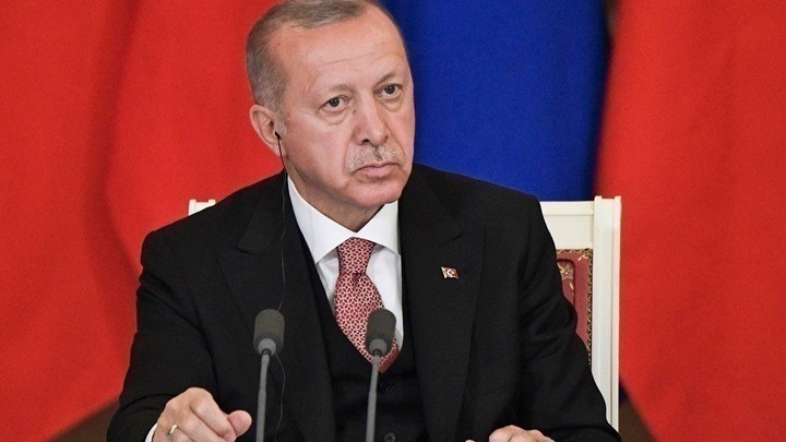 Πρώτη δημόσια εμφάνιση του Ερντογάν