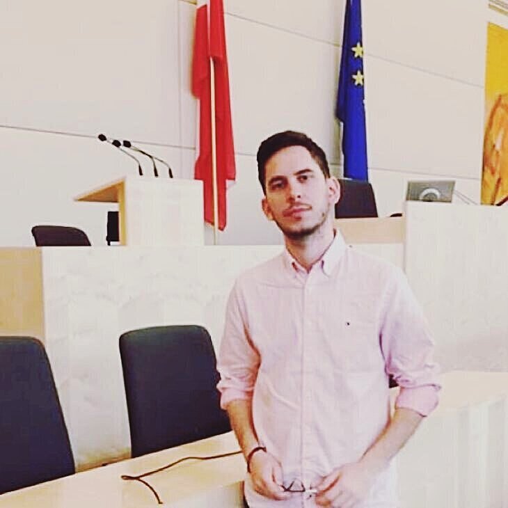 Ορέστης Καρύπης / Η αποχή των νέων από τις εκλογές και μια δράση που ήρθε για να το αλλάξει