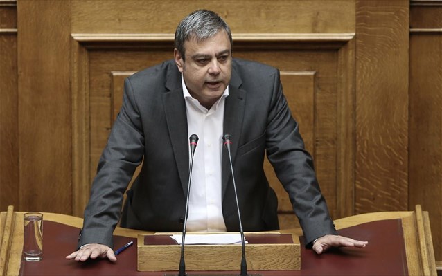 Βερναρδάκης: “Ο ΣΥΡΙΖΑ έχει μπει σε πτωτική πορεία – Πρέπει να τεθεί και…