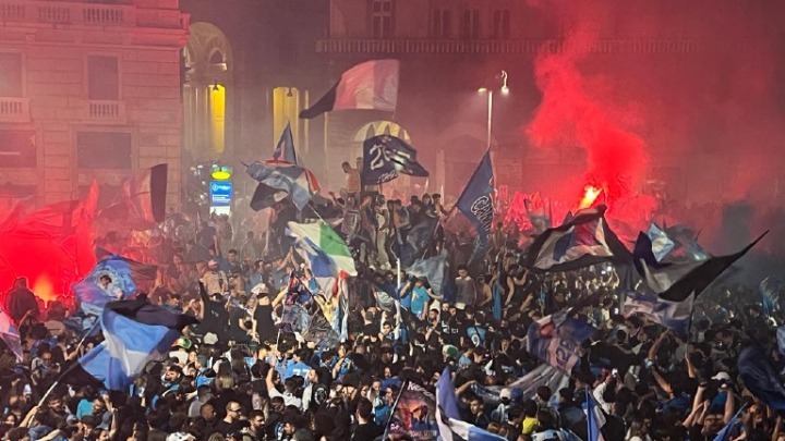 Ένας νεκρός και επτά τραυματίες στην Νάπολη στους εορτασμούς για το πρωτάθλημα
