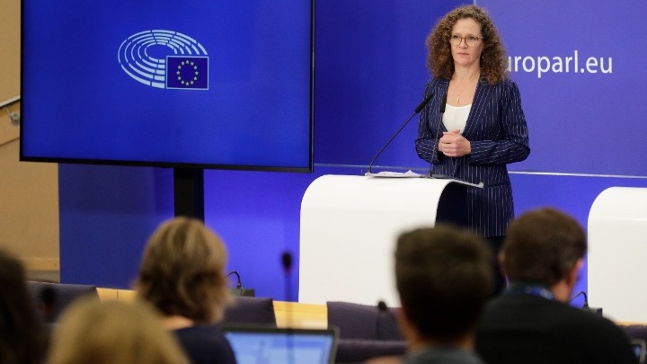 Επικεφαλής PEGA: Στόχος των συστάσεων να εξαφανιστεί η κατάχρηση λογισμικού παρακολούθησης κατά&hellip;