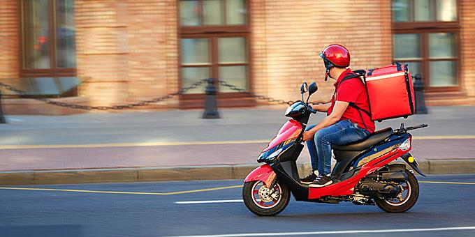 Εργατικό δυστύχημα: Πέθανε διανομέας από εγκεφαλικά λόγω θερμοπληξίας εν ώρα εργασίας