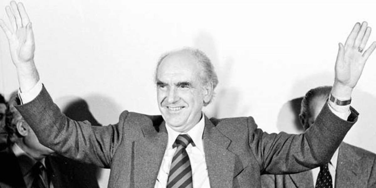 27χρόνια από τον θάνατο του ιδρυτή του ΠΑΣΟΚ, Ανδρέα Παπανδρέου
