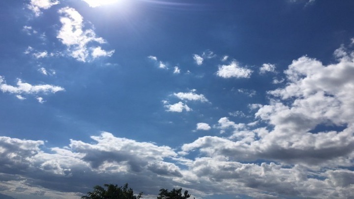 Καιρός: Ήπια η Δευτέρα, βροχές και καταιγίδες από την Τρίτη σε μεγάλο&hellip;