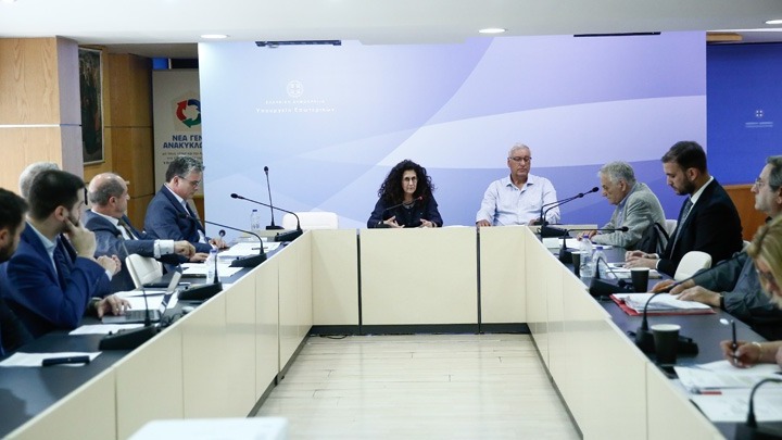 Συνεδριάζει σήμερα η Διακομματική Επιτροπή – Το προεκλογικό debate στην ατζέντα