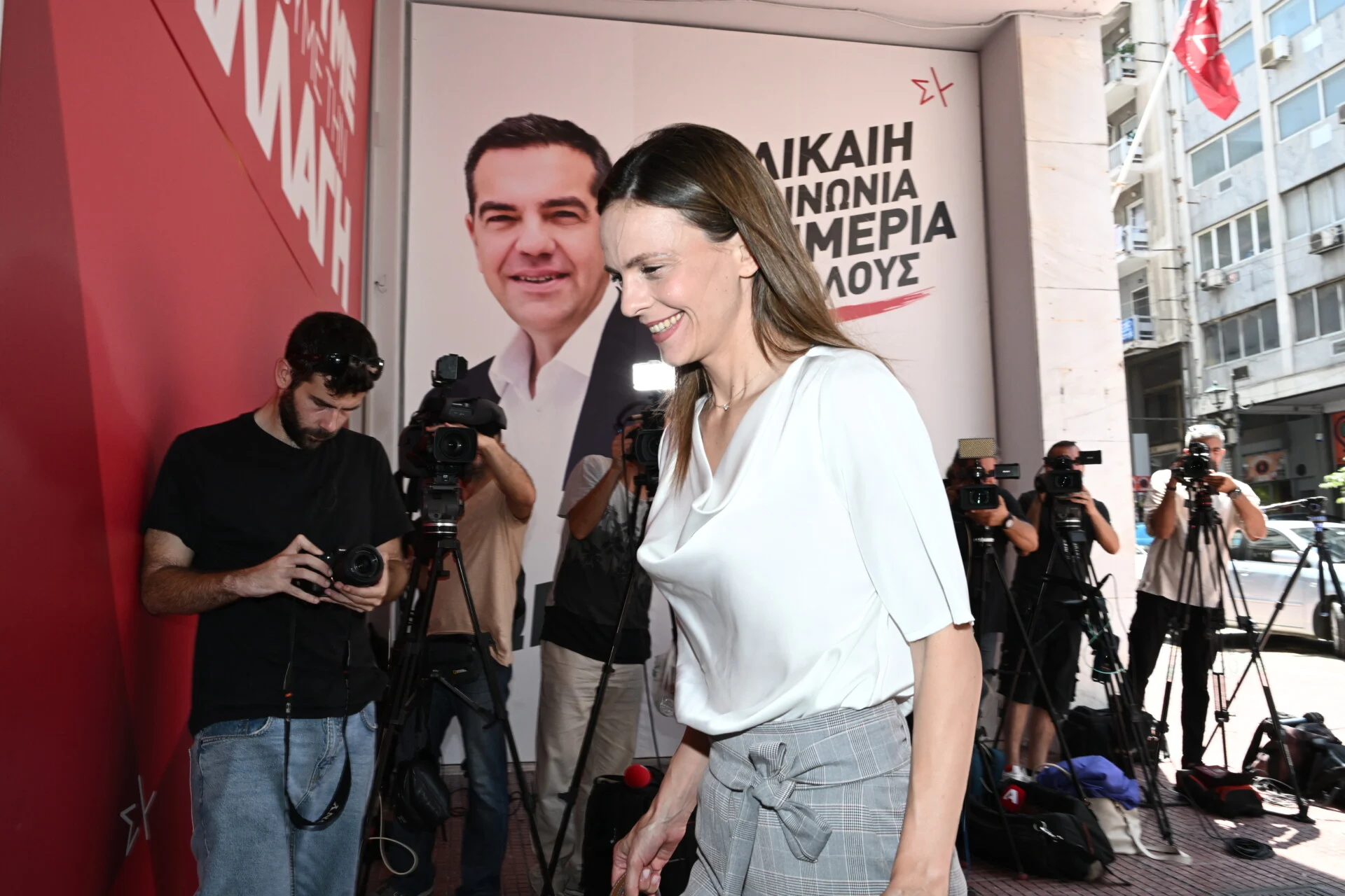 Έφη Αχτσιόγλου: Η υποψηφιότητα, το βιογραφικό και η πολιτική της διαδρομή