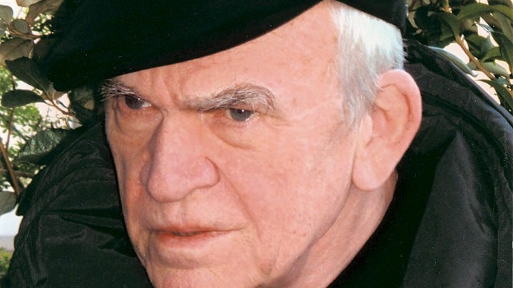 Πέθανε ο Μίλαν Κούντερα