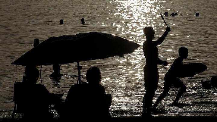 Θοδ. Γιάνναρος / Είμαστε ήδη σε ένα θερμότερο κλίμα με ολοένα και πιο συχνά επεισόδια καύσωνα
