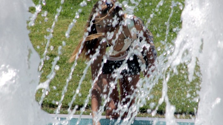 Υπουργείο Υγείας: Οδηγίες προστασίας από τον καύσωνα