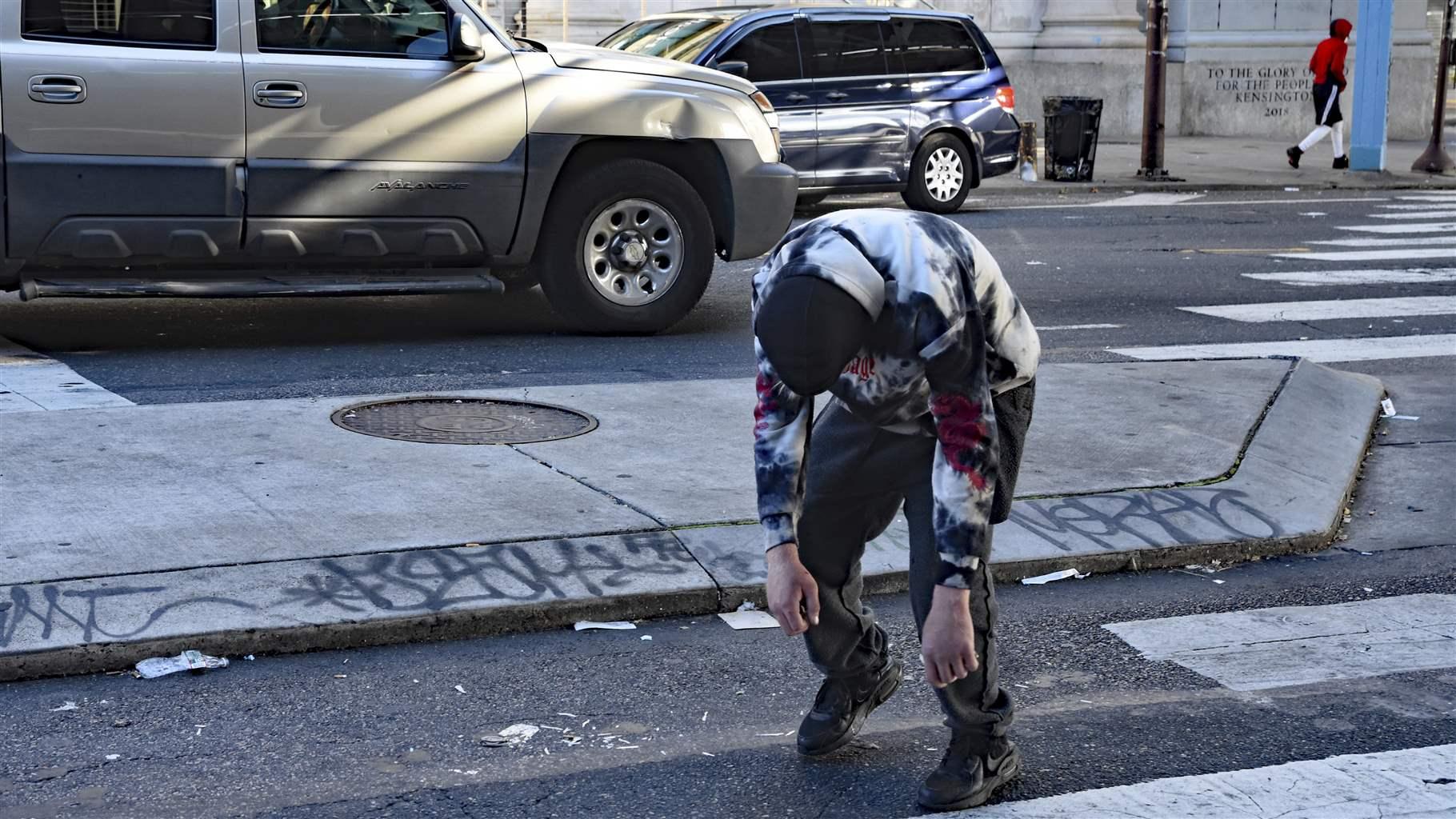 «Tranq»: Το νέο ναρκωτικό που μετατρέπει του χρήστες σε ζόμπι