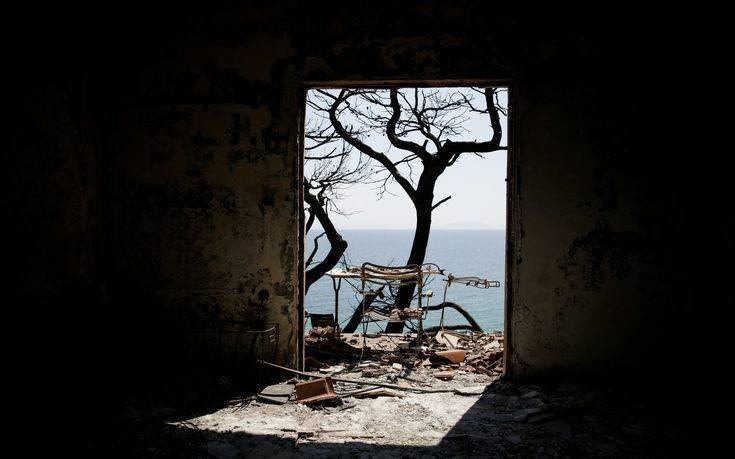 Γρηγόριος Νικ. Βάρρας / Άμεσες λύσεις και εφαρμογές για την αποτροπή ακραίων φαινομένων μετά τις δασικές πυρκαγιές  