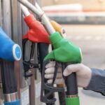 Φωτιά στο πετρέλαιο από τη σύγκρουση Ισραήλ-Ιράν: Στα ύψη οι τιμές, ασφυξία στην ελληνική αγορά