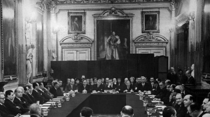 8 Aυγούστου 1953: Το «κούρεμα» κατά 60% του γερμανικού χρέους