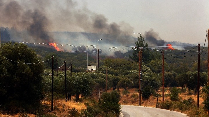 Η ιδιαιτερότητα της πυρκαγιάς στο νότιο Έβρο και η δυσκολία της κατάσβεσης