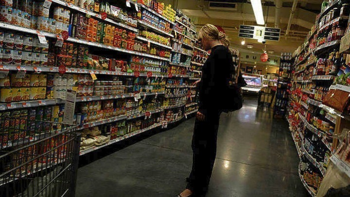 Ψηφίζεται σήμερα η τροπολογία για μείωση τιμών στα σούπερ μάρκετ -Τρία μέτρα για…