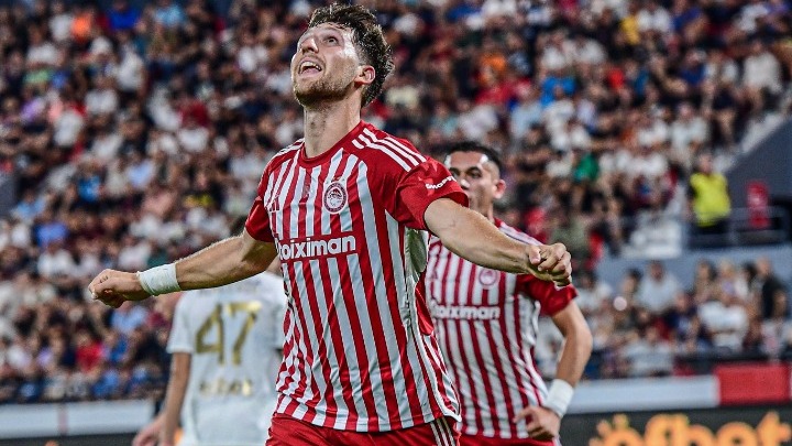 Με επίδειξη δύναμης στους ομίλους ο Ολυμπιακός