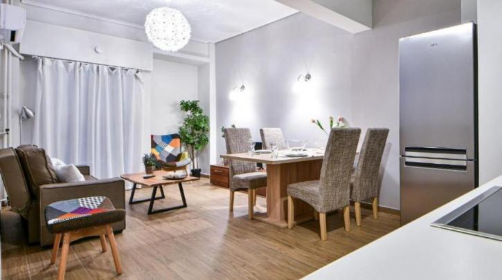 Η πολιτική οικονομία του Airbnb στην Αθήνα σήμερα