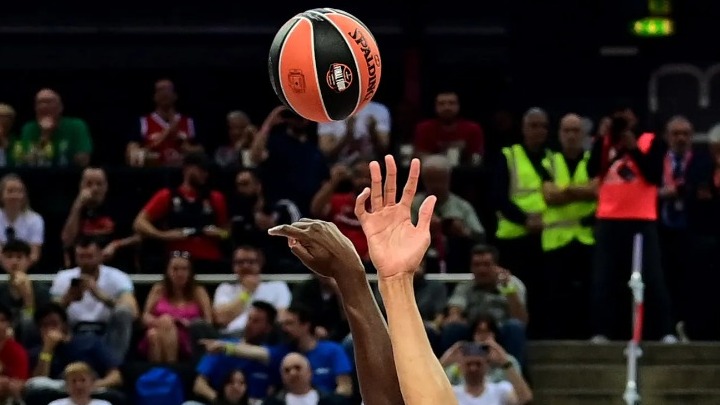EUROLEAGUE: Υψηλές προσδοκίες για Ολυμπιακό και Παναθηναϊκό στο τζάμπολ