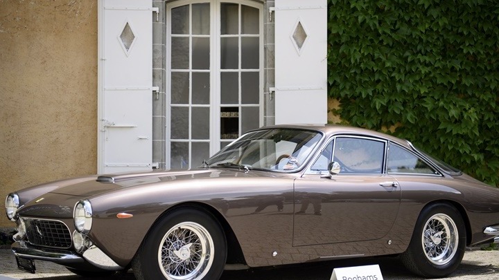 Ferrari 250 GT Lusso του 1963 πωλείται πάνω από 1,2 εκατ. δολάρια σε δημοπρασία