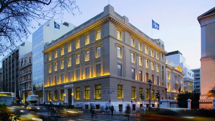 UniCredit: Η πανευρωπαϊκή Τράπεζα που επενδύει στο εγχώριο τραπεζικό σύστημα