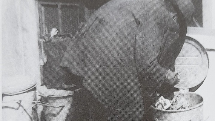 Πόλεμος του ΄40: Πείνα και πλούτος – Μαυραγορίτες και κοράκια πάνω από&hellip;