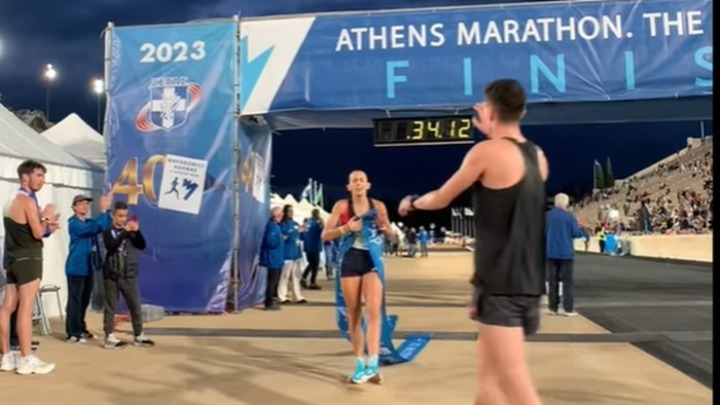 40ος Αυθεντικός Μαραθώνιος Αθήνας: Πρώτευσαν στα 10χλμ οι Νίκος Σταμούλης και Αναστασία Μαρινάκου