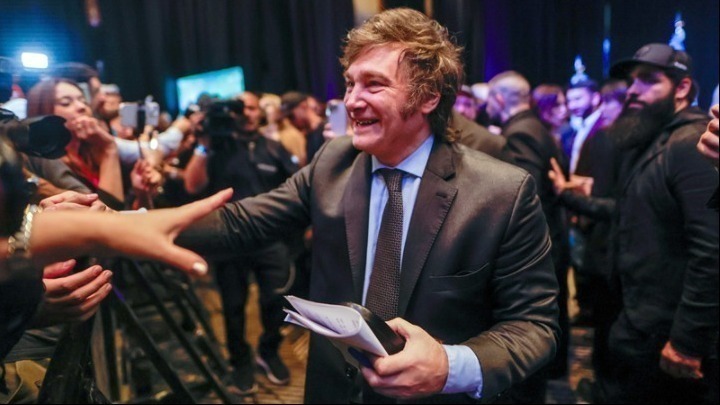 Μιλέι: Ο νέος Πρόεδρος βάζει λουκέτο στην κεντρική τράπεζα της Αργεντινής