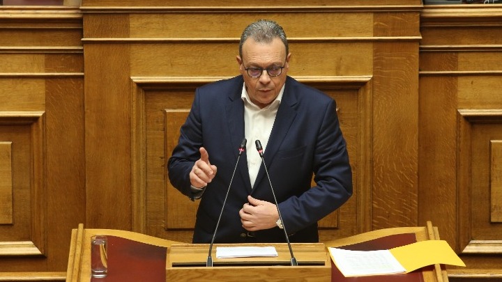 Φάμελλος: Προϋπολογισμός που διευρύνει και υποθηκεύει το μέλλον της χώρας