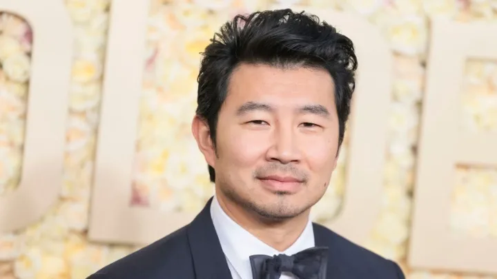 Ο Σίμου Λίου παρουσιαστής των People’s Choice Awards 2024