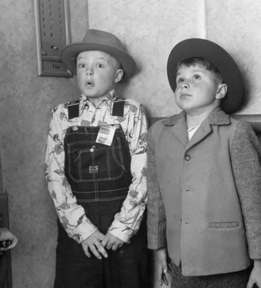 Πρώτο ταξίδι με… ασανσέρ