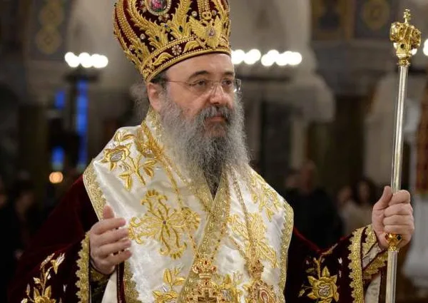 Ο Μητροπολίτης Πατρών καλεί τους πιστούς σε συλλαλητήριο κατά του γάμου των&hellip;