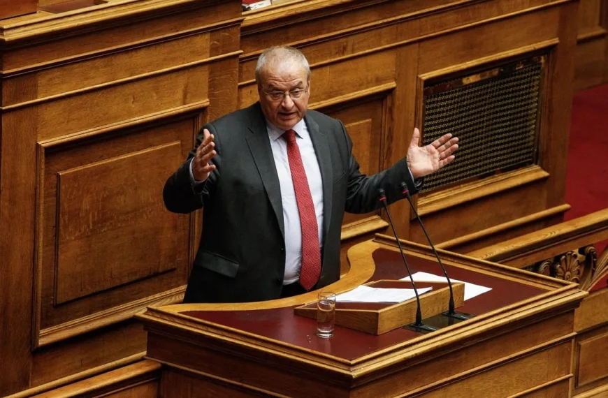 Πέθανε ο πρώην βουλευτής και υπουργός του ΠΑΣΟΚ Λεωνίδας Γρηγοράκος