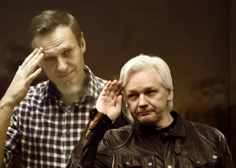 Ο Αλεξέι Ναβάλνι, ο Τζούλιαν Ασάνζ και η υποκρισία της Δύσης