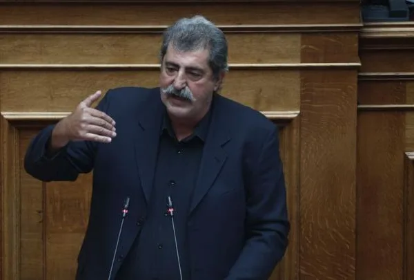 Πολάκης: Γιατί απείχε από την ψηφοφορία για την ισότητα στον πολιτικό γάμο