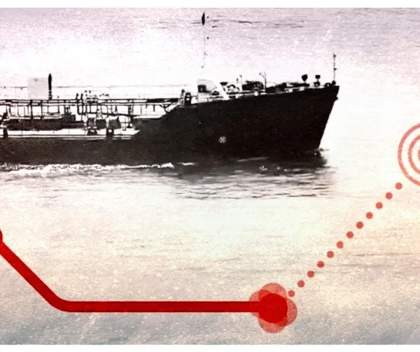 Παναγιώτης Λιαργκόβας / Το δεξαμενόπλοιο προσπαθεί να αλλάξει πορεία